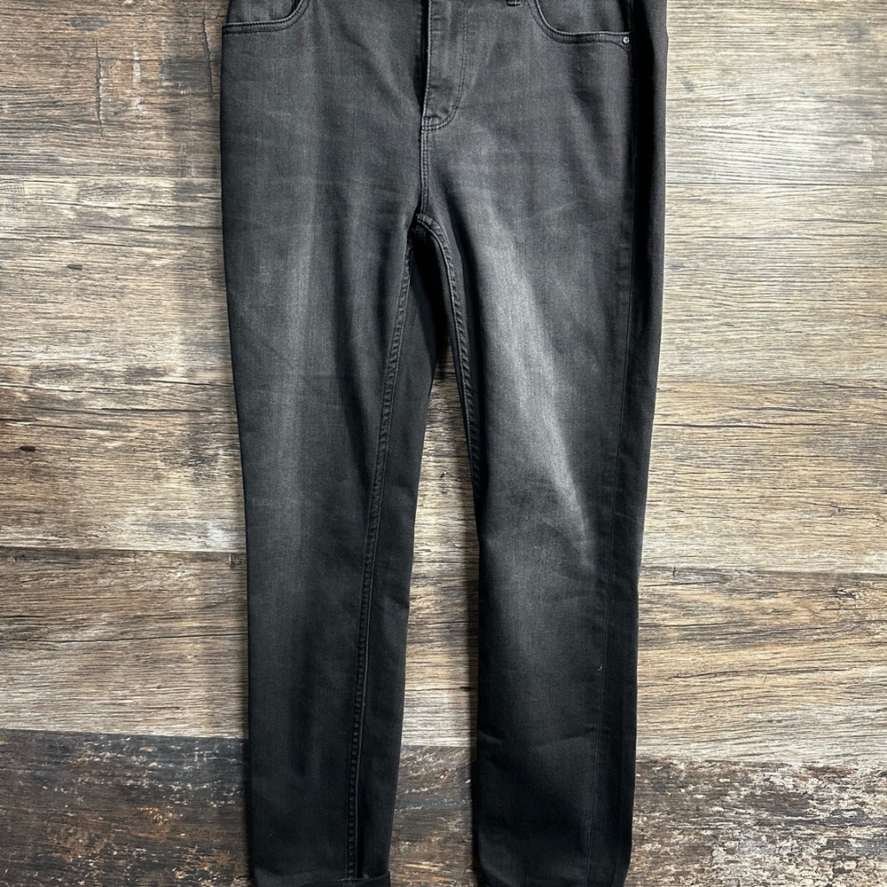 White House Black Market Black Skinny Jeans‎